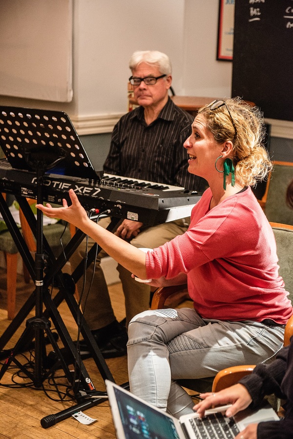 Photo Flash: In Rehearsal with Chiswick Playhouse's I LOVE YOU, YOU'RE PERFECT, NOW CHANGE Image