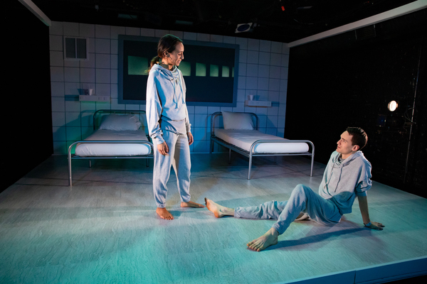 Photo Flash: First Look at Strawdog Theatre's THE EFFECT 