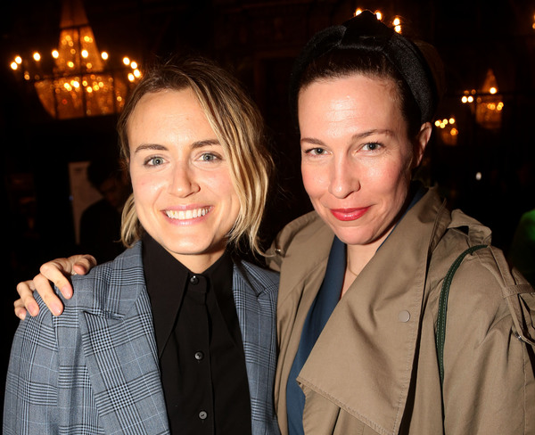  Taylor Schilling and Rebecca Henderson  Photo