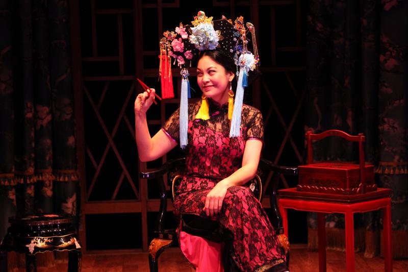 Review: THE CHINESE LADY at Magic Theatre Brings to Light a Fascinating Piece of Cultural History 