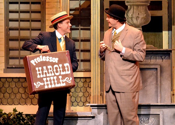 BWW Photo Exclusive: Adam Pascal Stars In THE MUSIC MAN At 5-Star Theatricals Image
