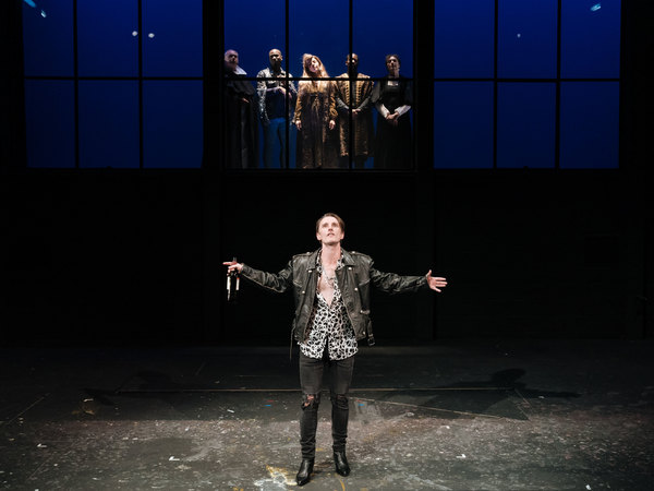 Photo Flash: First Look at BOTTICELLI IN THE FIRE at Hampstead Theatre Image