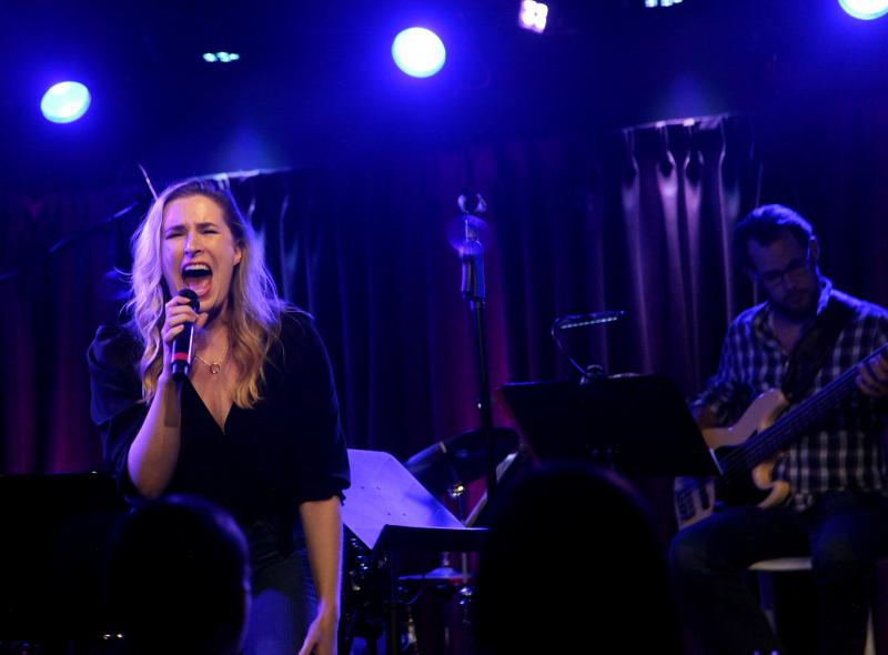 Review: BROADWAY SINGS UNPLUGGED: SARA BAREILLES Wows Audience at The Green Room 42 