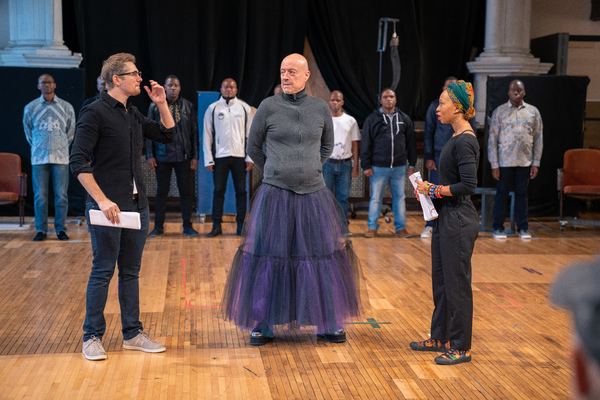 Photo Flash: In Rehearsal For LINDIWE At Steppenwolf Theatre Company Image