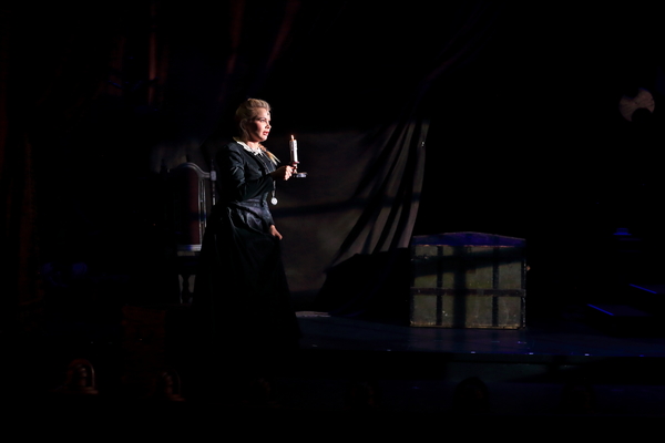 Photo Flash: First Look at Flat Rock's THE TURN OF THE SCREW Image