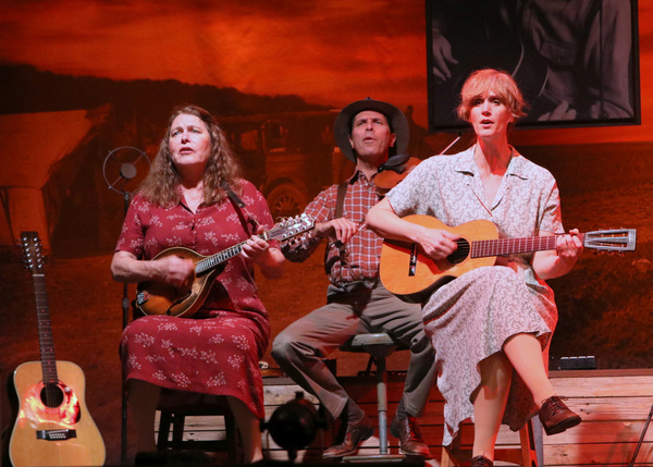 Photo Flash: First Look at WOODY SEZ at the Ivoryton Playhouse Image