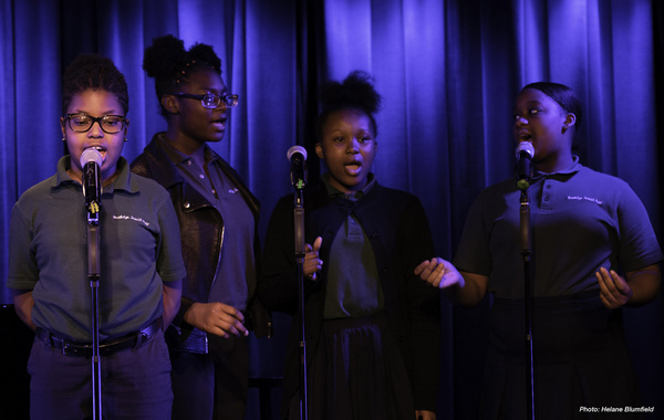 Photo Flash: Singnasium Fall Fun(d) Raiser Raises Funds and Spirits At The Laurie Beechman Image