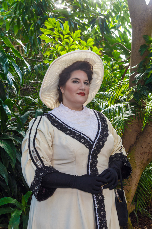 Photo Flash: Get A First Look At The Company Of Pittsburgh Opera's FLORENCIA EN EL AMAZONAS Image