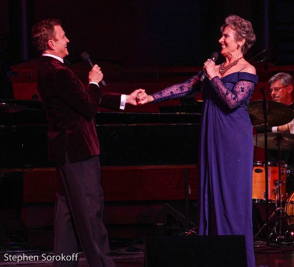 Photo Coverage: Cabaret Convention Continues With Jeff Harnar & Andrea Marcovvicci Hosting Image