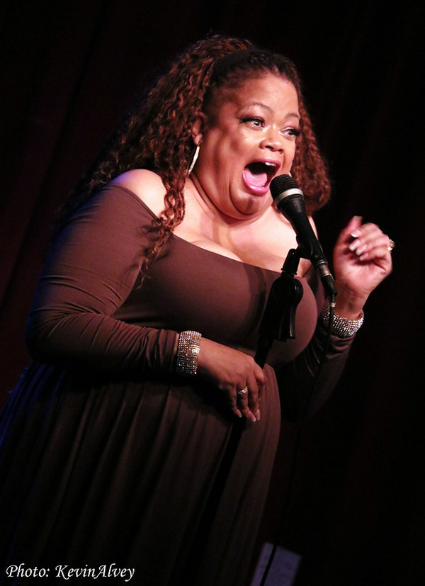 Photo Flash: Natalie Douglas Celebrates Streisand At Birdland Image