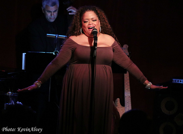 Photo Flash: Natalie Douglas Celebrates Streisand At Birdland Image