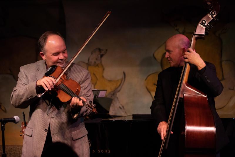 Review: MARE WINNINGHAM Warms Up New Friends at The Cafe Carlyle Image