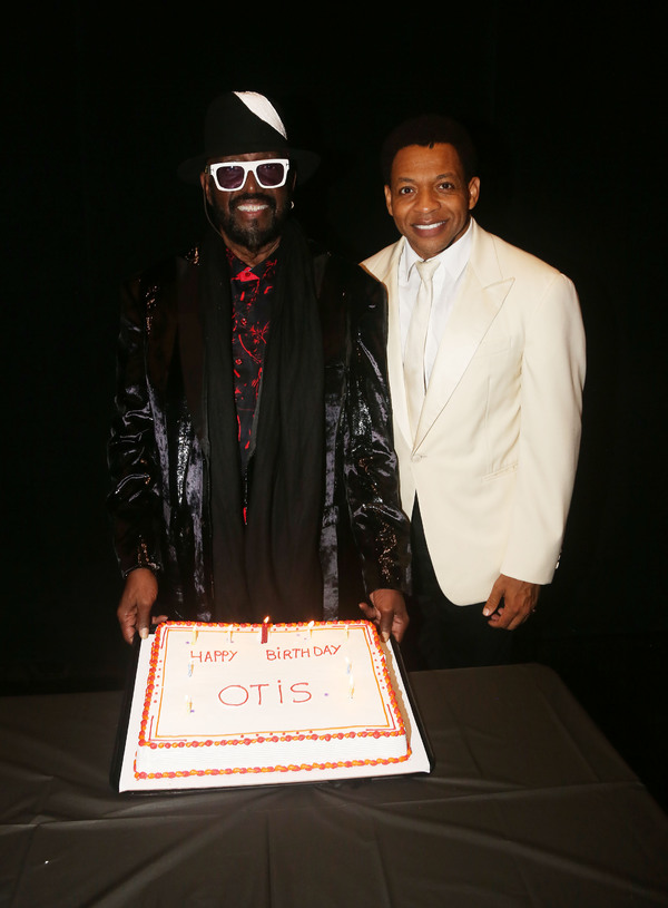 Photo Flash: AIN'T TOO PROUD Celebrates Otis Williams' Birthday! Image