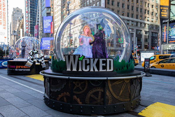 Broadway Show Globes to Return to Times Square With Designs Inspired by WICKED, THE LION KING, AINT TOO PROUD & More 