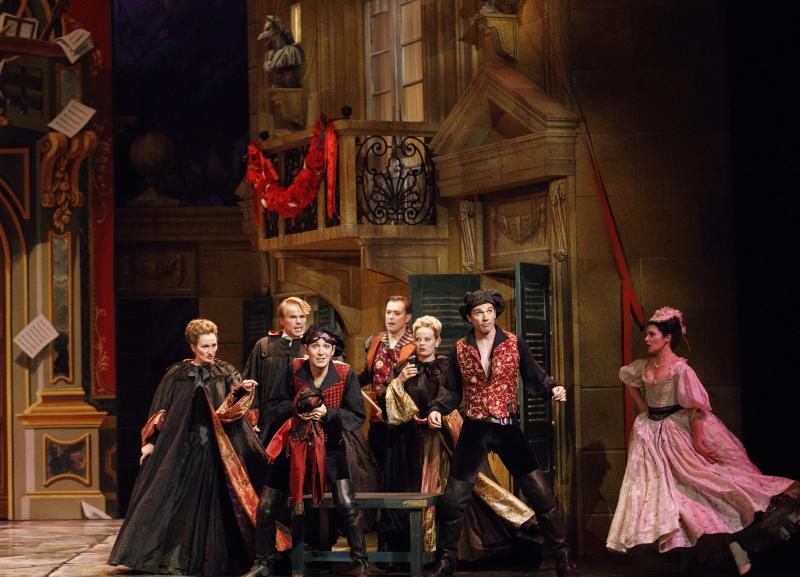 Review: DON GIOVANNI Gets a Topically Modern and Classically Lavish Production Image
