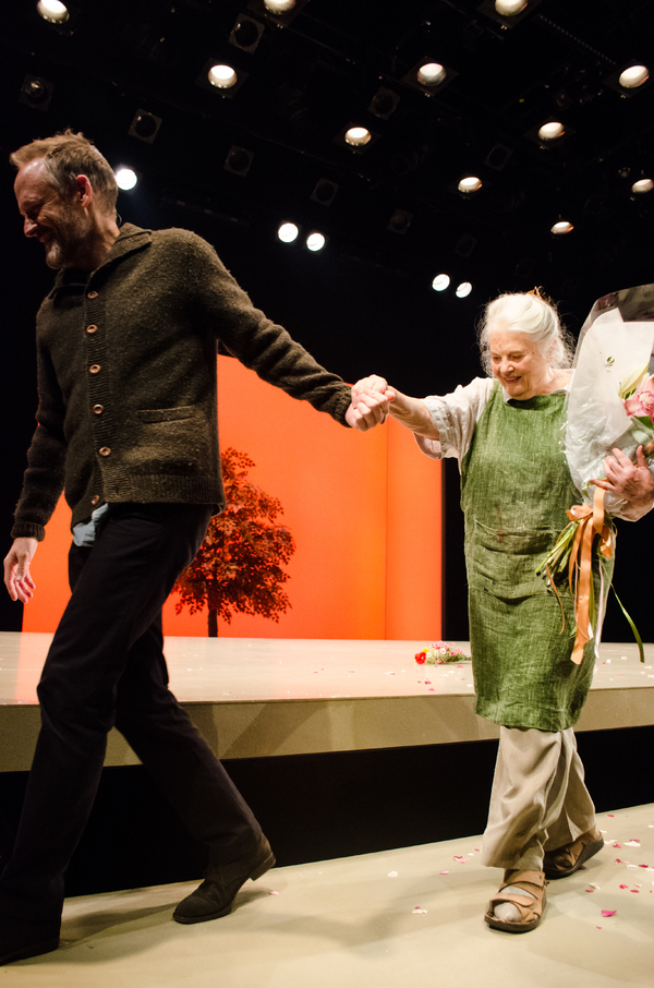 Photo Coverage: Lois Smith Celebrates 89th Birthday at THE INHERITANCE Image