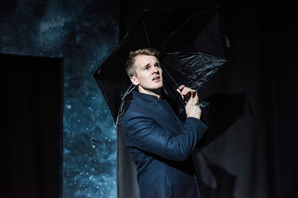 Photo Flash: First Look at I LOVE YOU, YOU'RE PERFECT, NOW CHANGE at Chiswick Playhouse Image