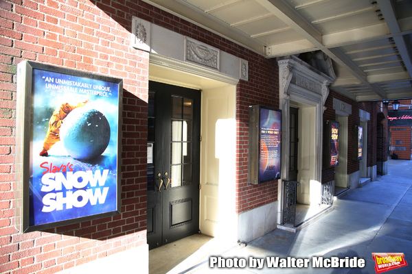 Up on the Marquee: SLAVA's SNOWSHOW Comes to Broadway Image