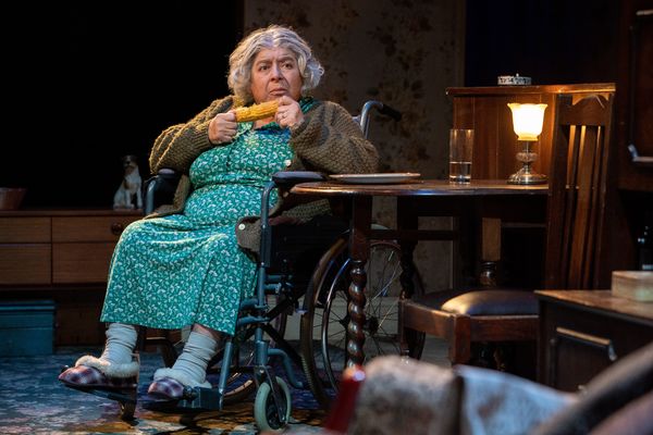 Photo Flash: First Look at SYDNEY AND THE OLD GIRL at Park Theatre 