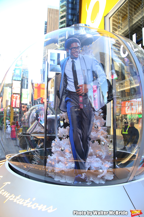 Photo Coverage: Times Square Gets Decked Out with Broadway Show Globes Image
