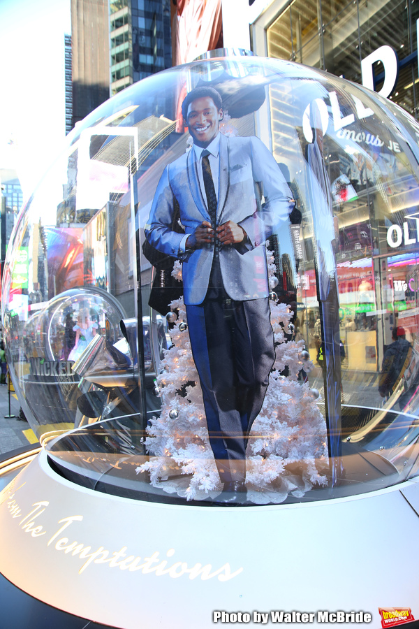 Photo Coverage: Times Square Gets Decked Out with Broadway Show Globes Image