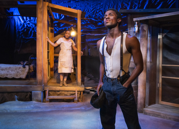 Photo Flash: Take a Look at Photos From Raven Theatre's Production of HOODOO LOVE Image