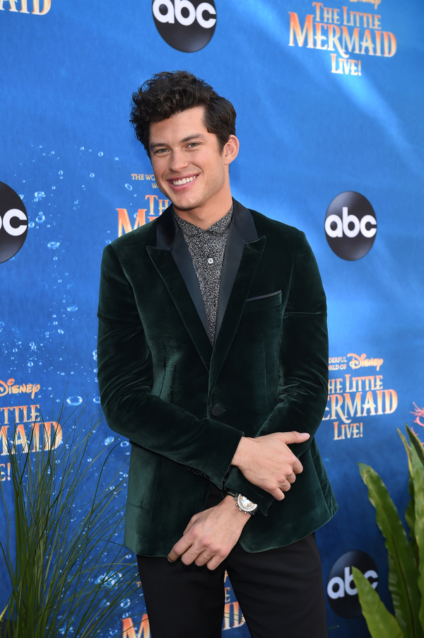 Photo Flash: The Stars of THE LITTLE MERMAID LIVE Walk the Turquoise Carpet! Image