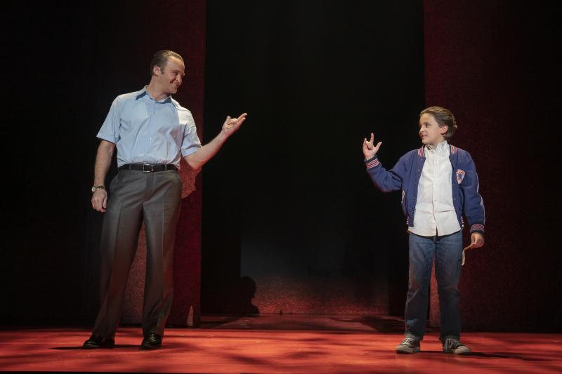 Review: A BRONX TALE National Tour Image