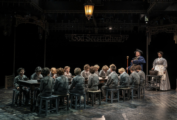 Photo Flash: First Look at OLIVER! at The Marriott Theatre Image