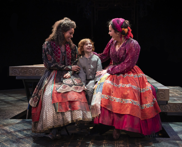 Photo Flash: First Look at OLIVER! at The Marriott Theatre Image