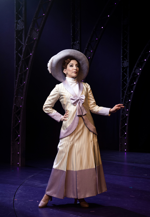 Photo Flash: First Look At Christina Bianco in FUNNY GIRL in Paris Image