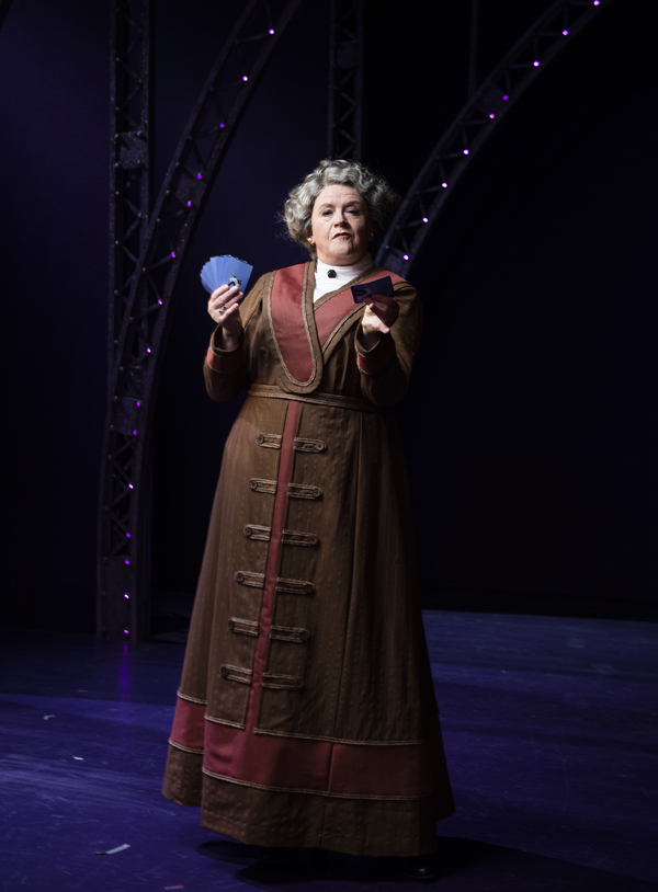 Photo Flash: First Look At Christina Bianco in FUNNY GIRL in Paris Image