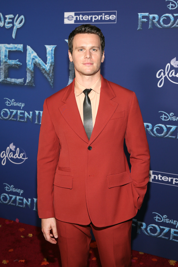 Photo Flash: See Idina Menzel, Jonathan Groff, and More at the FROZEN 2 Premiere! Image
