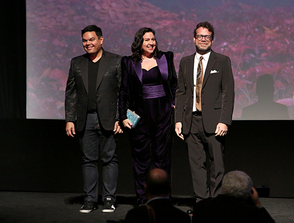 Photo Flash: See Idina Menzel, Jonathan Groff, and More at the FROZEN 2 Premiere! 