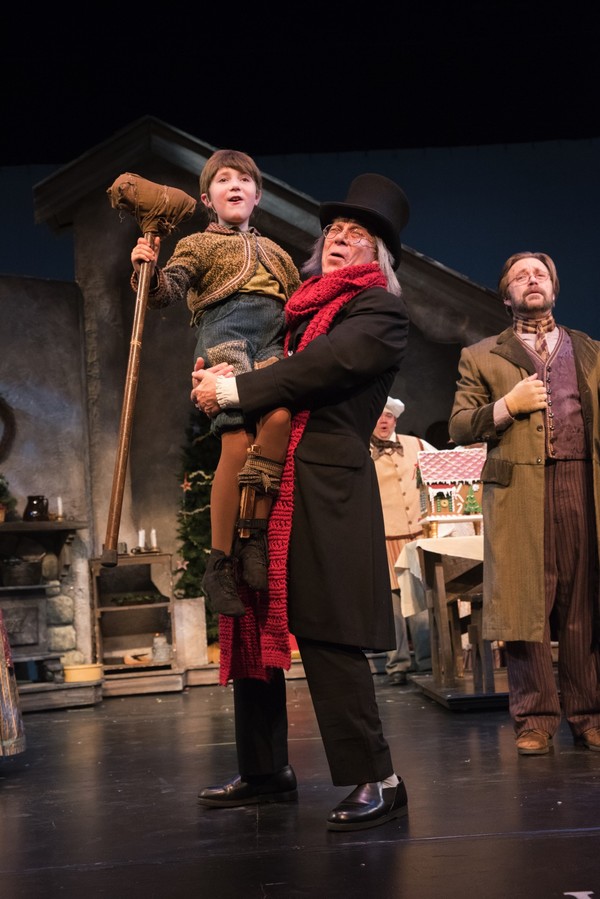 Photo Flash: A CHRISTMAS CAROL Opens Next Week At Omaha Community Playhouse Image