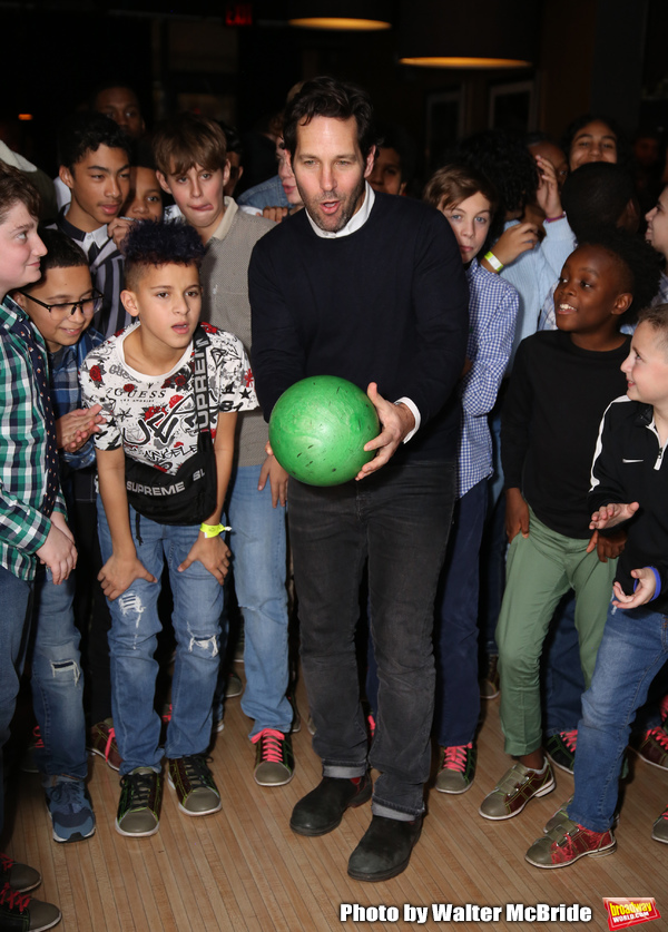 Photo Coverage: Broadway Stars Come Out For the 8th Annual Paul Rudd All-Star Bowling Benefit for SAY Image