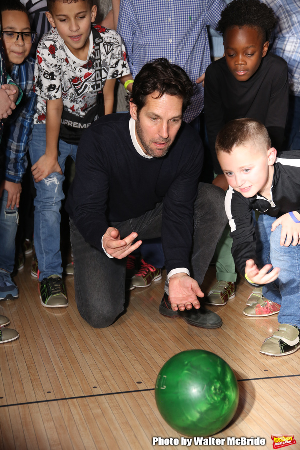 Photo Coverage: Broadway Stars Come Out For the 8th Annual Paul Rudd All-Star Bowling Benefit for SAY Image