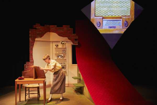 Photo Flash: First Look at MY MOTHER SAID I NEVER SHOULD at Sheffield Theatres Image