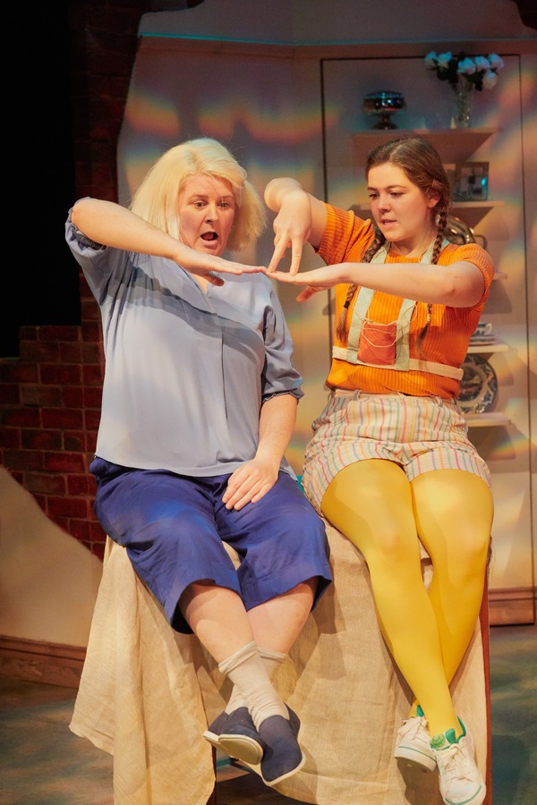 Photo Flash: First Look at MY MOTHER SAID I NEVER SHOULD at Sheffield Theatres Image