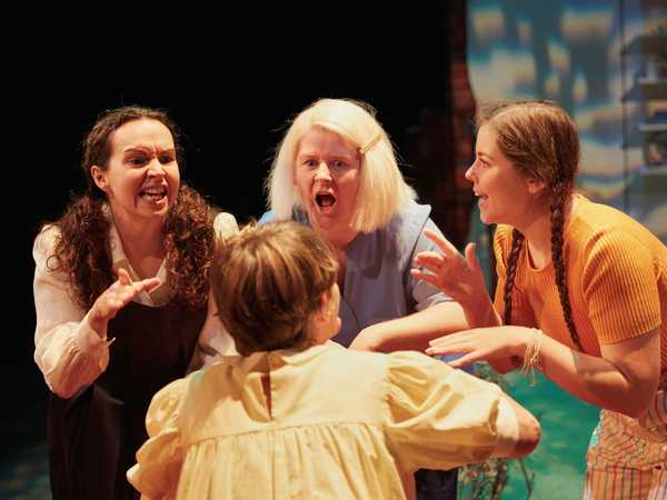 Photo Flash: First Look at MY MOTHER SAID I NEVER SHOULD at Sheffield Theatres Image