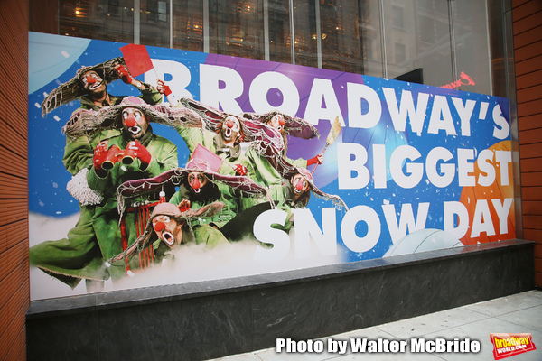 Photo Coverage: Get a Sneak Peek of SLAVA'S SNOWSHOW on Broadway Image