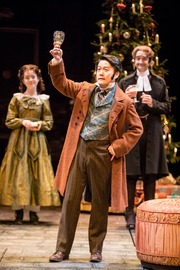 Photo Flash: First Look At A CHRISTMAS CAROL At The Guthrie Theater Image