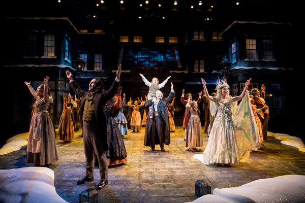 Photo Flash: First Look At A CHRISTMAS CAROL At The Guthrie Theater Image
