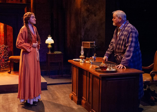 Photo Flash: TimeLine Theatre Presents RUTHERFORD AND SON Image