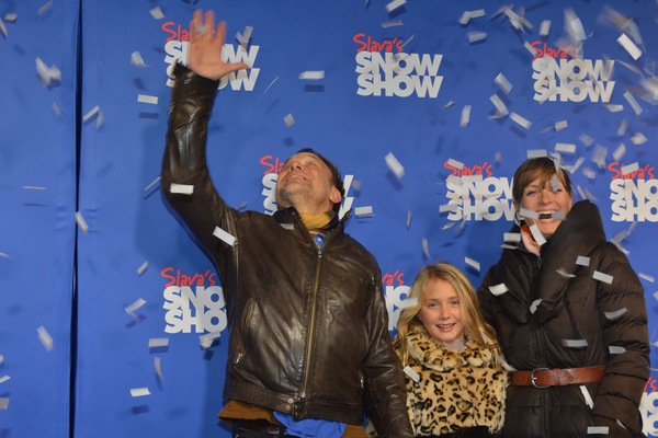 Norbert Leo Butz, Michelle Federer and daughter Photo