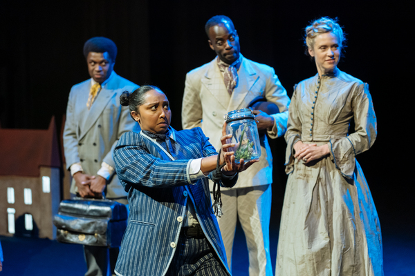 Photo Flash: First Look at THE CANTERVILLE GHOST at the Unicorn Theatre Image