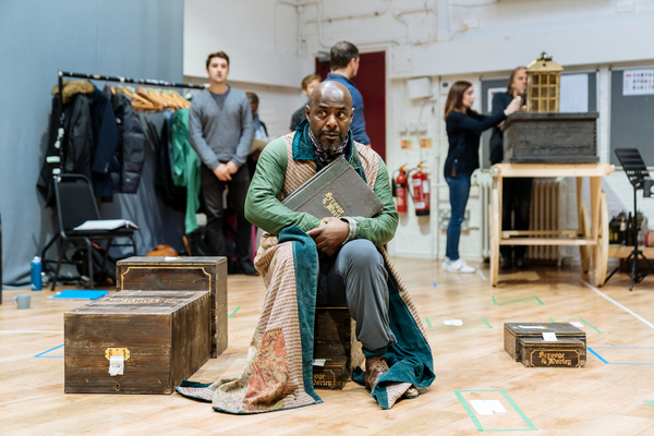 Photo Flash: First Look at A CHRISTMAS CAROL at the Old Vic Image
