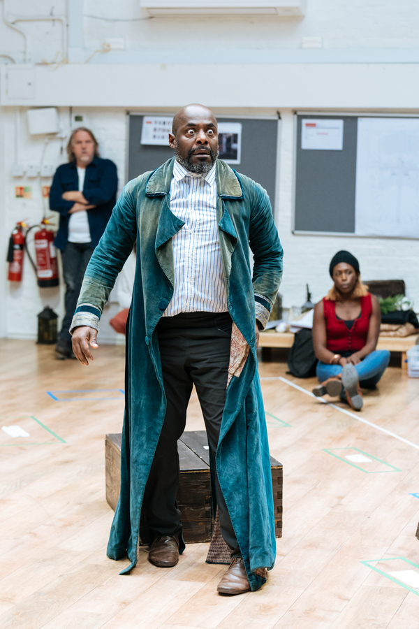 Photo Flash: First Look at A CHRISTMAS CAROL at the Old Vic Image