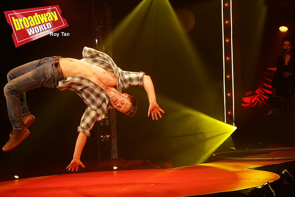 Photo Flash: First Look at LA CLIQUE at Leicester Square Spiegeltent Image