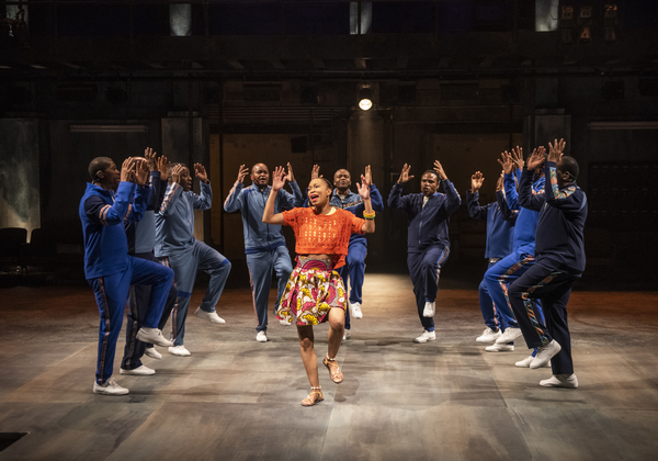 Photo Flash: Take a Look at Steppenwolf's World Premiere Production of LINDIWE Image